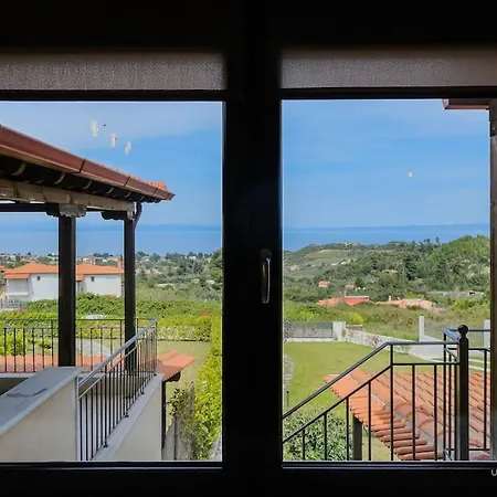 Aqua Vista αpartment In Hanioti, Amazing Views Lejlighed *