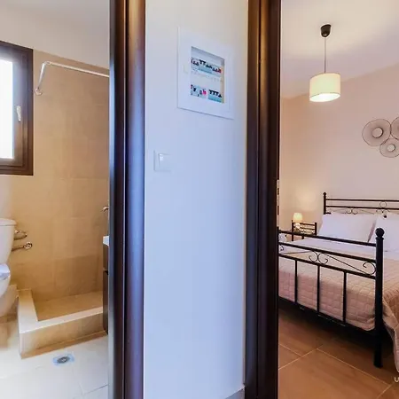 Lejlighed Aqua Vista αpartment In Hanioti, Amazing Views